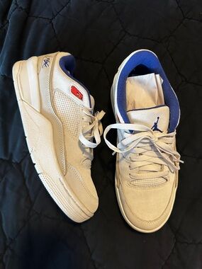 Jordan 8.5 Men’s Flight Court Low-Top Cream Sneakers Phantom Deep Royal Blue